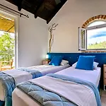 Villa Villa Claire Corfu - 10-Acre Private Pool Villa With Guesthouse