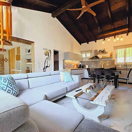 Villa Claire Corfu - 10-Acre Private Pool Villa With Guesthouse Villa *