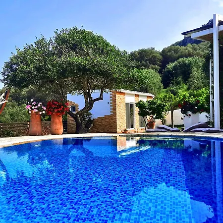 Villa Villa Claire Corfu - 10-Acre Private Pool Villa With Guesthouse