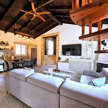 Villa Claire Corfu - 10-Acre Private Pool Villa With Guesthouse *