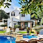 Villa Villa Claire Corfu - 10-Acre Private Pool Villa With Guesthouse *