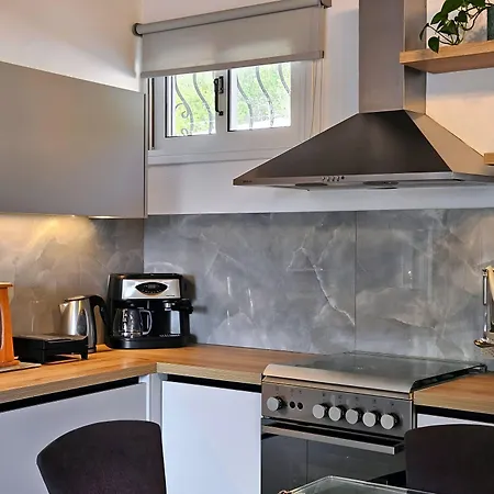 Villa Claire Corfu - Private Pool Villa & Guesthouse Near Old Town - Available 2026 Villa *