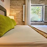 Villa Claire Corfu - 10-Acre Private Pool Villa With Guesthouse Villa Achílleion
