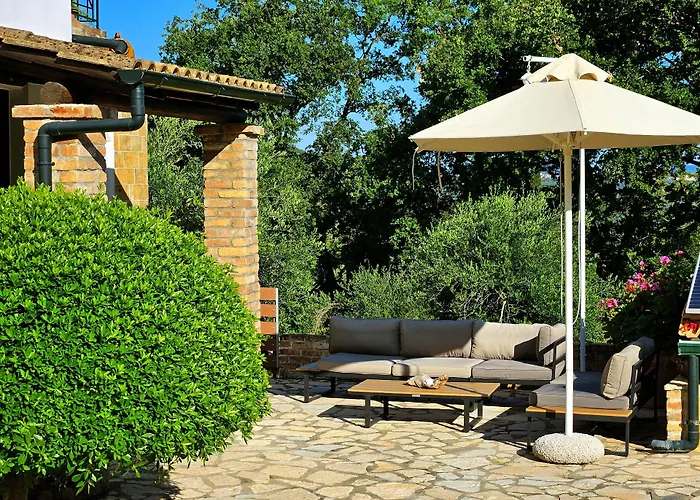 Villa Claire Corfu - 10-Acre Private Pool Villa With Guesthouse * Achílleion